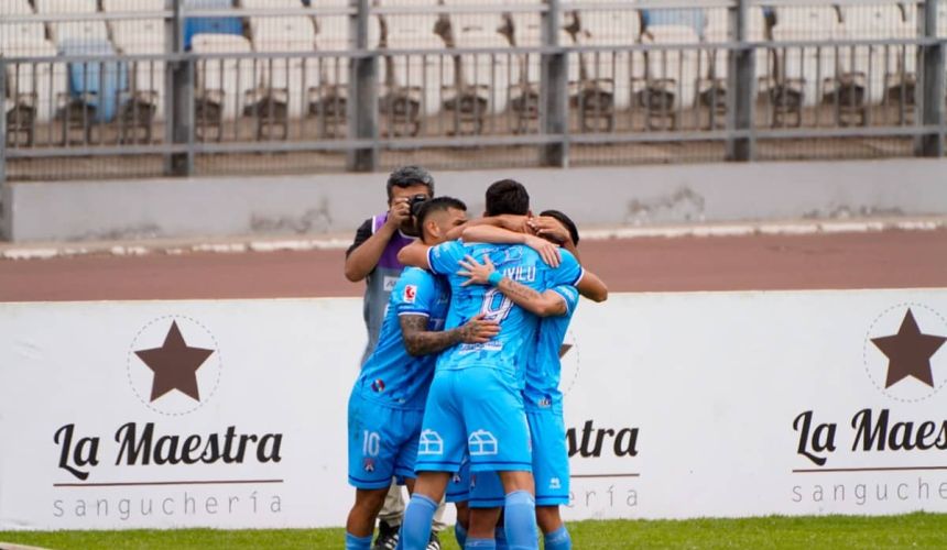 San Marcos de Arica lidera regreso de la Primera B