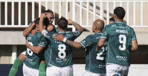 Santiago Wanderers podría quedarse sin refuerzos para la segunda rueda de Primera B. Así lo adelantó el presidente de la S.A. que controla al decano, Reinaldo Sánchez, quien en diálogo con El Mercurio de Valparaíso, comentó que considera que el plantel tiene suficientes opciones para evitar cualquier fichaje de cara a las 15 fechas finales del ascenso 2025.