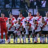 Elenco de la Primera B no podrá fichar jugadores en el mercado invernal debido a problemas con el Fair Play Financiero. Nos referimos específicamente a Curicó Unido conjunto al que decisiones de campañas anteriores le siguen pasando la cuenta. 
