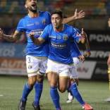Rangers de Talca ya tiene a su primer refuerzo para la segunda rueda de Primera B. Lo había adelantado esta tarde el técnico Erwin Durán: era inminente el arribo de un futbolista de características ofensivas a la tienda piducana: llega Gonzalo Álvarez.