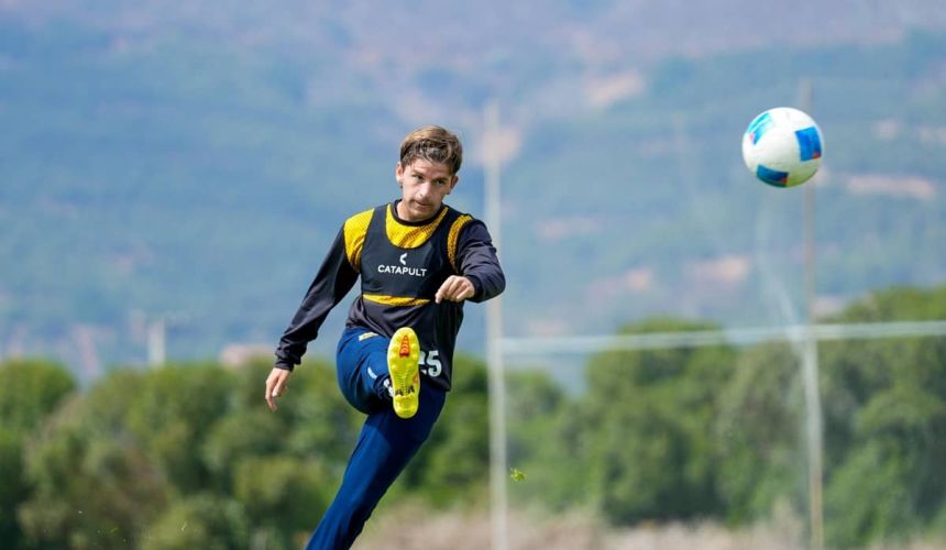 Deportes Santa Cruz considera lateral para Primera B