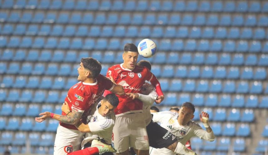 Deportes Iquique define refuerzos para evitar descenso a Primera B