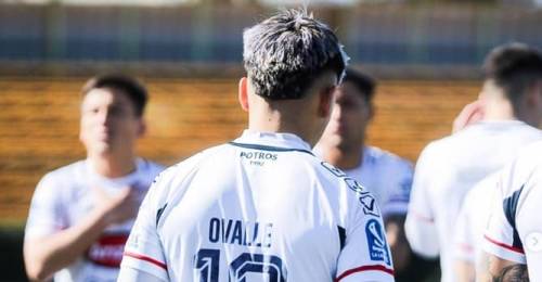 delantero que estaría en los planes de Deportes Concepción podría ir a otro equipo de Primera B