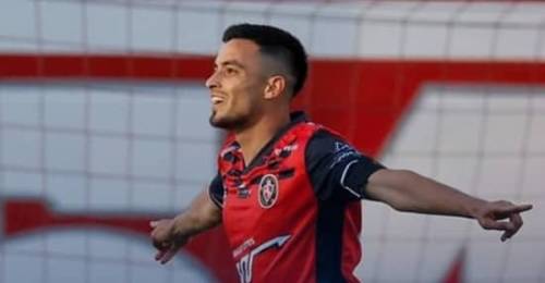 delantero de Deportes Limache podría pasar a San Luis de Quillota: Renato Tarifeño.