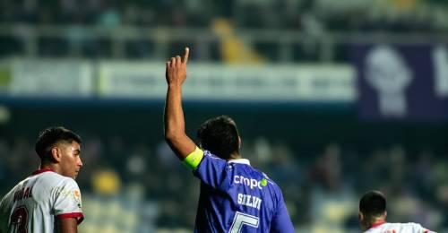 ¿Juega para atrás? Capitán de Deportes Concepción responde a duras críticas y cierra filas con el DT