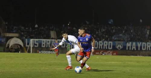 Difícil y trabajado triunfo de San Marcos de Arica vs Deportes Santa Cruz
