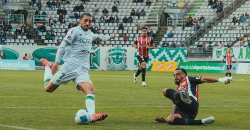 Una grave lesión golpe a Deportes Temuco: Julio Castro se pierde toda la segunda rueda de Primera B