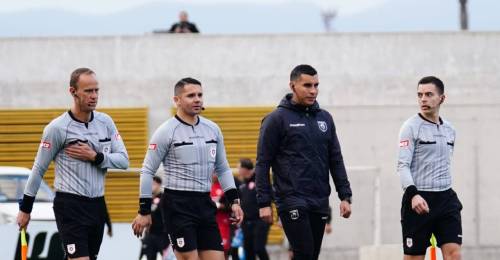En Copiapó reaccionaron al polémico arbitraje de Cristian Galaz vs Wanderers, luego de una derrota que dejó a todo el plantel con sensación de injusticia.Es que dolió; , por lo mismo, había impotencia, frustración; un golpe duro, sin duda, para las huestes de Deportes Copiapó.