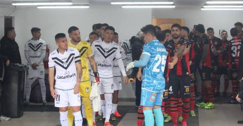 Durísimo 2025 para Santiago Morning: los bohemios comenzaron con nueve unidades menos, sancionados por incumplimientos financieros del 2024 y por lo mismo, han convivido todo el año con el fantasma de Segunda División.