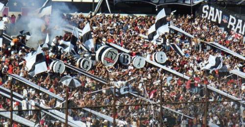 hincha muere caer Monumental Superclásico