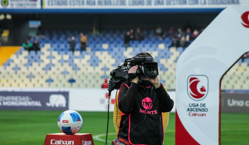 Un verdadero mazazo recibió la ANFP luego que la Corte de Apelaciones de Santiago rechazara el recurso de nulidad que buscaba evitar una millonaria indemnización que deberá pagar el ente rector del fútbol chileno a Warner, cadena dueña de TNT Sports, canal que detenta los derechos de transmisión del fútbol chileno.