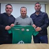 Provincial Ovalle tiene nuevo técnico tras la sorpresiva salida de Felipe Cornejo. Tal como habíamos adelantado en PrimeraBChile, luego de su inesperada renuncia a la banca de Deportes Melipilla, Marcelo Palma, asumió como nuevo estratega del cuadro ovallino.