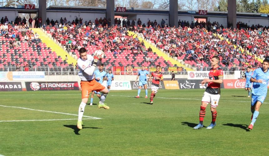 San Marcos de Arica vs Deportes Temuco asoma como uno de los encuentros más relevantes de la fecha 20 en la Primera B. El conjunto ariqueño buscará cortar su mala racha y mantenerse en la pelea por el ascenso, con varias novedades en su formación, incluyendo el posible regreso de Nicolás Temperini al arco.