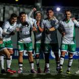 Deportes Puerto Montt sigue firme al mando de la tabla de posiciones de Segunda División: el cuadro sureño goleó 5 a 0 a Trasandino en el marco de la fecha 18 y llegó a 35 unidades, tres más que su escolta, Provincial Ovalle, que en esta fecha se impuso por 2 a 0 al cuadro de General Velásquez.