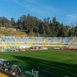 Santiago Wanderers alista reclamo ante las reiteradas negativas para utilizar el estadio Sausalito, luego de que nuevamente se le prohibiera hacer de local en Viña del Mar. El club acusa discriminación arbitraria y evalúa enviar una carta a la Contraloría General de la República para exponer su situación.
