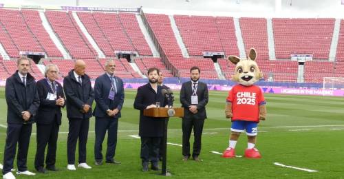 El Presidente Gabriel Boric realizo la presentación del Mundial Sub 20 en el Estadio Nacional
