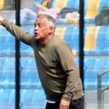 Rangers de Talca se alista para el duelo de ida por los cuartos de final de la liguilla ante San Marcos de Arica, y en la previa, Erwin Durán fue consultado por la posibilidad de renovar su contrato tras una campaña que revitalizó al cuadro piducano. Cuando el técnico llegó, el equipo estaba fuera de zona de liguilla y con un bajo rendimiento como local, panorama que logró revertir hasta finalizar en el séptimo puesto del campeonato.