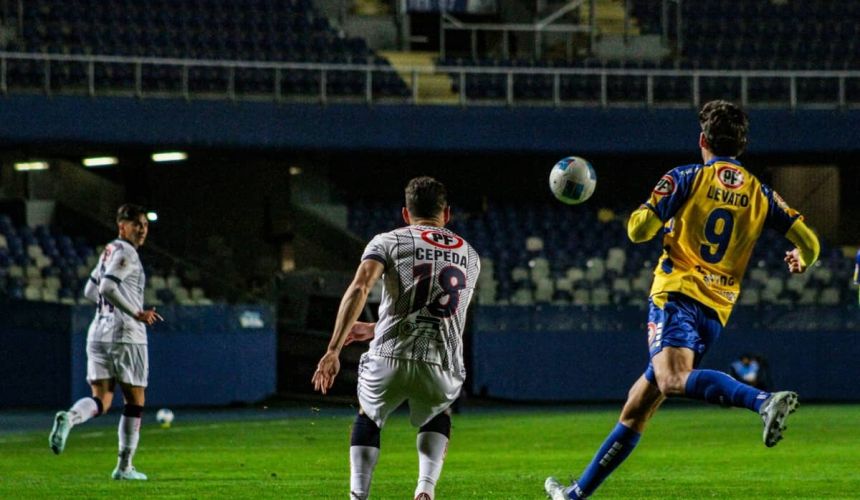 Dos sensibles bajas tendrá Universidad de Concepción para visitar a Rangers. El elenco universitario está en plena lucha por el título de la Primera B y por lo mismo el choque con los talquinos y las siete fechas que restan del ascenso, asoman como trascendentales para alcanzar aquel objetivo.