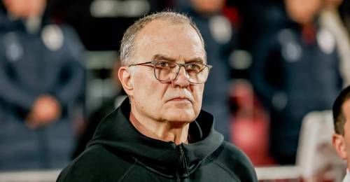 Marcelo Bielsa recordó con nostalgia su paso por Chile. El técnico argentino regresó a nuestro país al mando de la selección uruguaya de fútbol, en el marco de la última fecha de las Clasificatorias al Mundual 2026. La "Roja", eliminada, igualó 0-0 con los charrúas, que si estarán en la cita planetaria y las miradas se concentraron en el rosarino, un técnico que se ganó el cariño, respeto y admiración de la parcialidad chilena.
