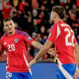 La selección chilena no jugará en Concepción. Si bien existía la posibilidad de que la "Roja" disputase un amistoso ante Perú en el Ester Roa Rebolledo, aquella idea quedó descartada.