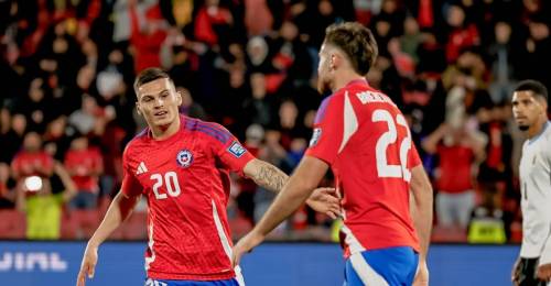 La selección chilena no jugará en Concepción. Si bien existía la posibilidad de que la "Roja" disputase un amistoso ante Perú en el Ester Roa Rebolledo, aquella idea quedó descartada.