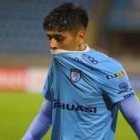 Al rojo se mantiene la lucha por no descender a Primera B: Unión Española cayó de manera dramática 4 a 3 ante Audax Italiano y se mantiene penúltimo en la tabla de posiciones de Primera División, aunque muy cerca de Deportes Limache, elenco que también perdió en la fecha 23, a manos de Universidad Católica.