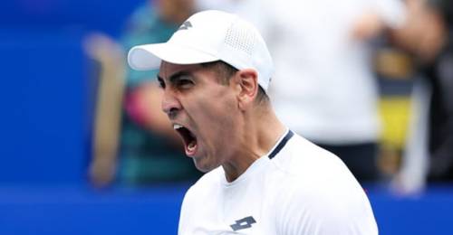 Alejandro Tabilo vive uno de sus mejores momentos en la temporada. Una semana después de haber disputado la final del Challenger 100 de Huangpu, el zurdo selló este domingo su paso a semifinales del ATP de Chengdú tras vencer al australiano Christopher O’Connell por 4-6, 7-5 y 6-2.