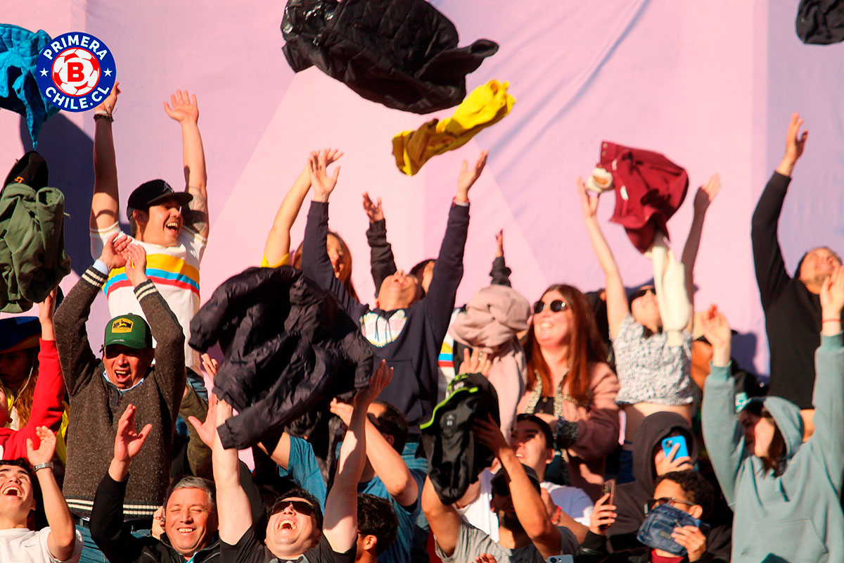 🌍 Talca reinventa la Ola: así se vive la fiesta en el Mundial Sub 20 Chile 2025 2 la ola en talca 1 6