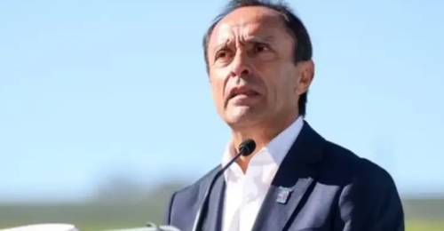 Ministro del Deporte salió al paso de los problemas en los baños del Estadio Nacional