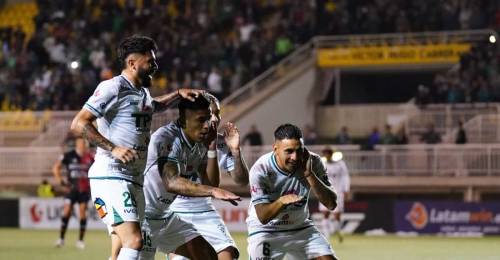 Santiago Wanderers recuperó a tres jugadores para el regreso de la Primera B. El decano del fútbol chileno podrá contar con los delanteros Enzo Gutiérrez y Maximiliano Cuadra, además del defensa central, Víctor González Chang.