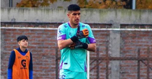 Patricio Almendra despeja cualquier duda en el arco de Deportes Concepción